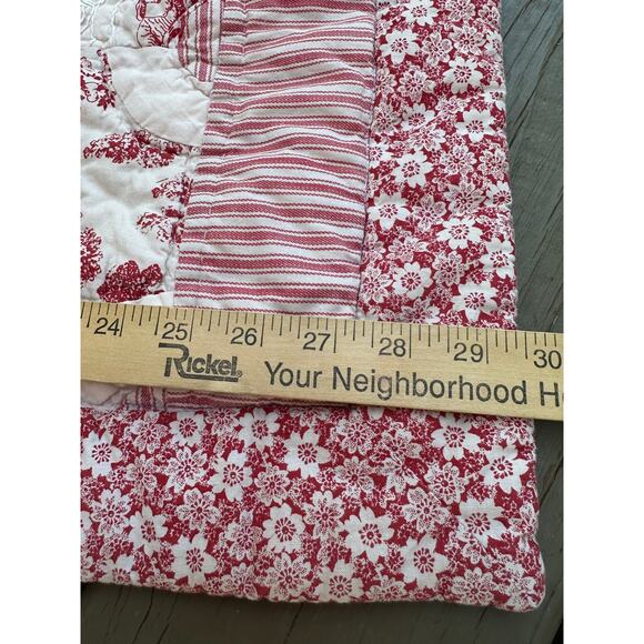 French country Toile quilted pillow shams red white reversible standard set 2 - Picture 13 of 16